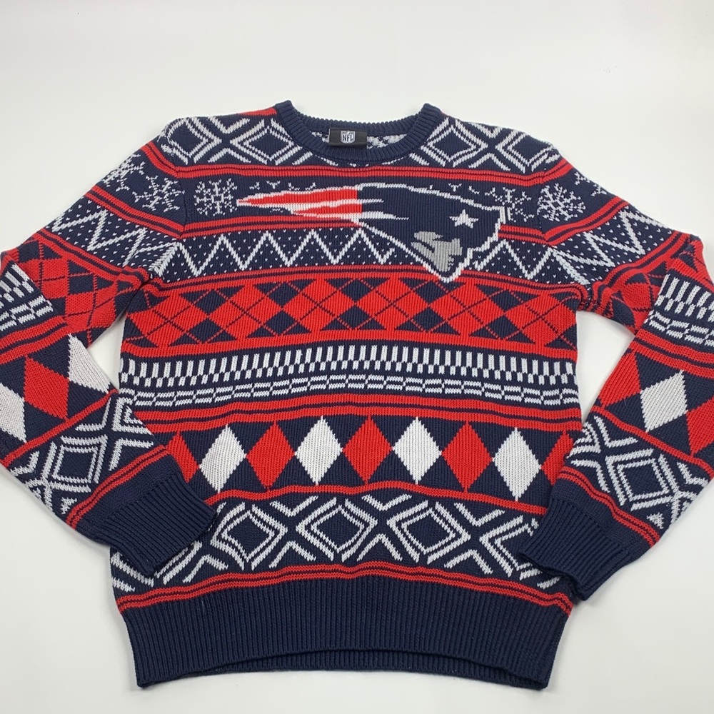 NFL Football Patriots Red Blue Crewneck knit Sweater Size Men’s Small